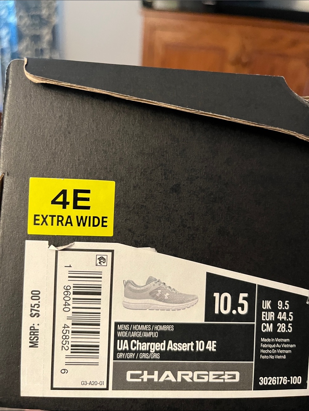 Under Armour Charged Assert 10.5 4E Men's Sneakers - Gray
